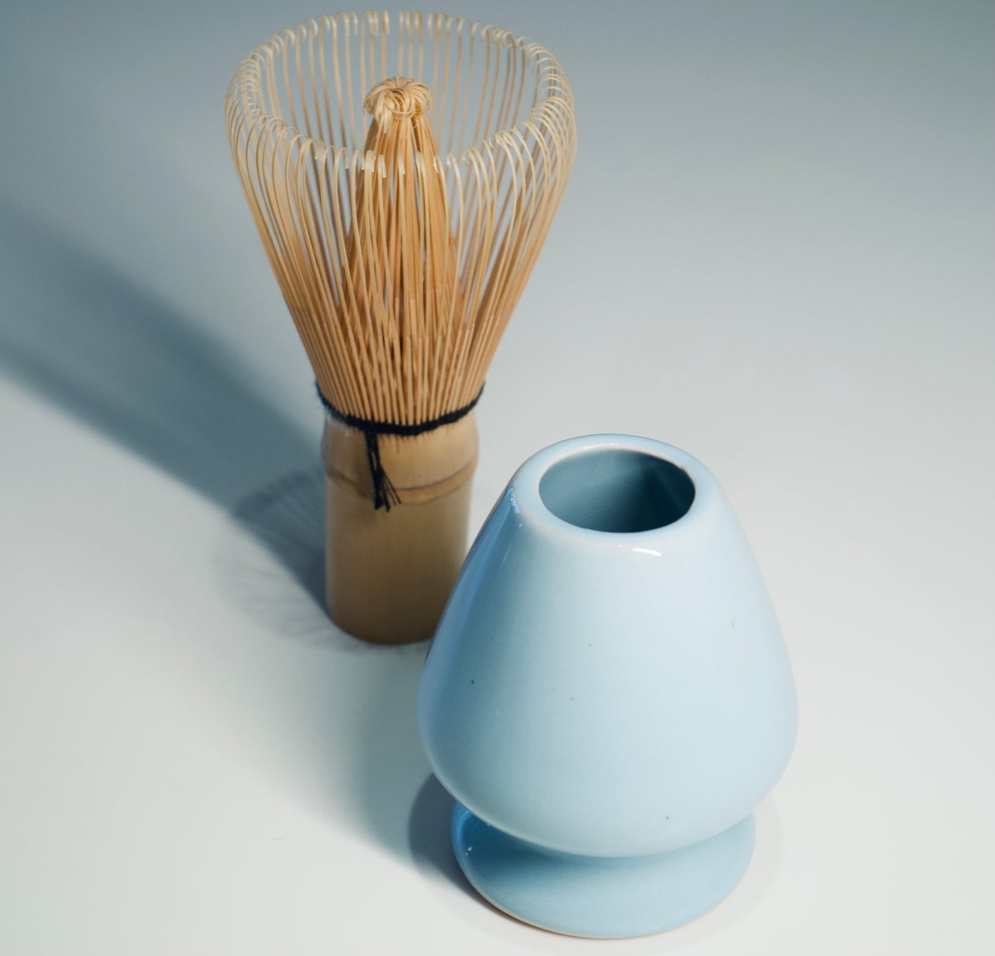 Tea Whisk Stand (Blue)